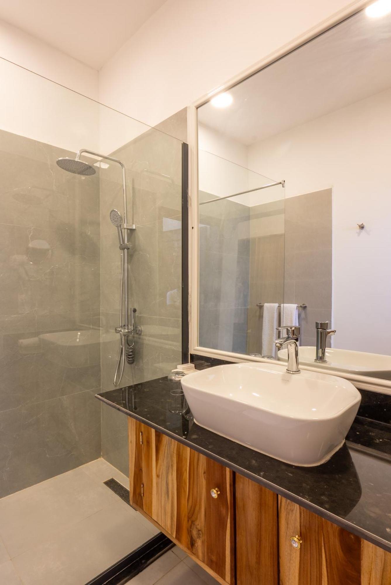 פוואני מצ'אנגני Royal Mandarin Hotel & Resort מראה חיצוני תמונה