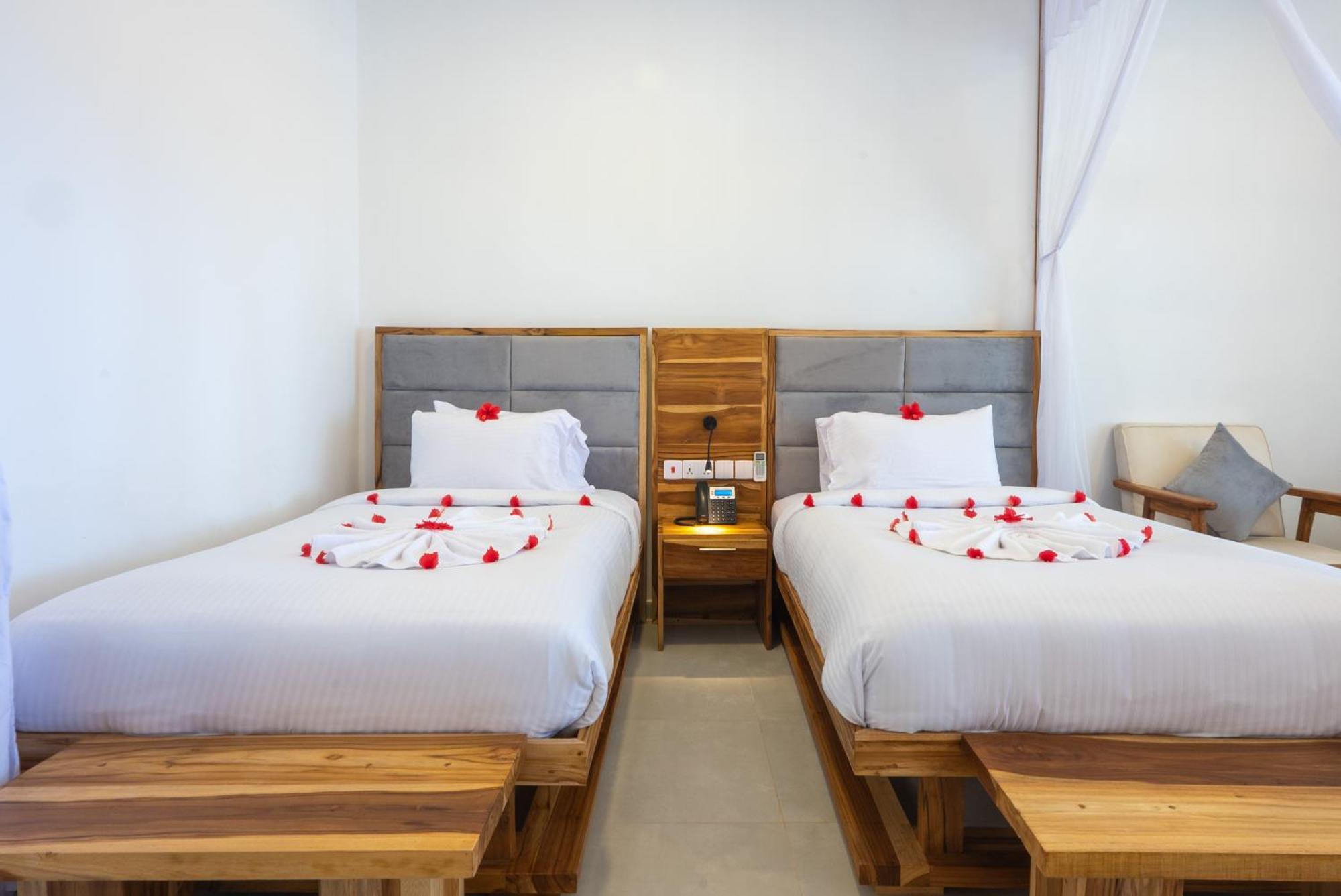 פוואני מצ'אנגני Royal Mandarin Hotel & Resort מראה חיצוני תמונה